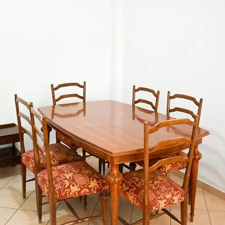 Apartment In Ampelokipoi Athens