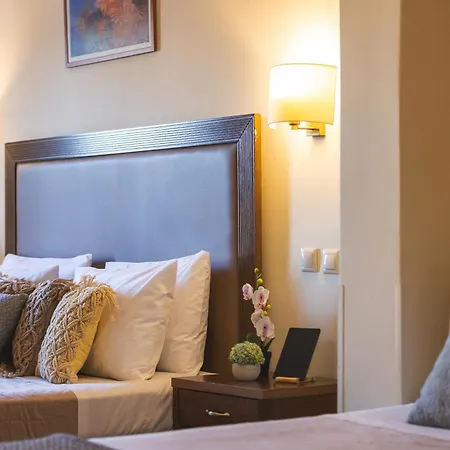 Marina Hotel 3*