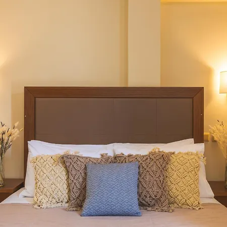 Marina Hotel 3*
