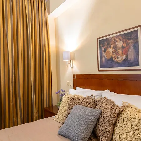 Marina Hotel 3*