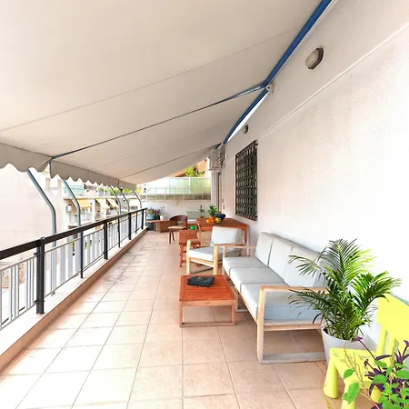 Pagrati With Park View Balcony - Opp Pangrati Grove Apartment Athens