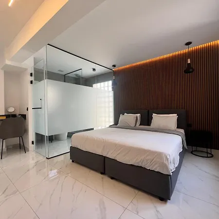 Signature - Aparthotel