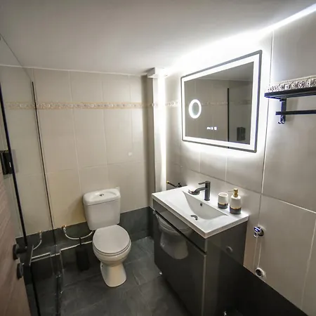 Modern By Athens' Center Apartment Athens