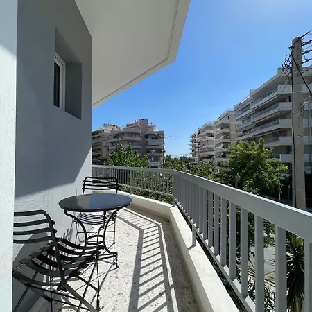 Athenean Seaside Serenity Steps From The Riviera * Athens