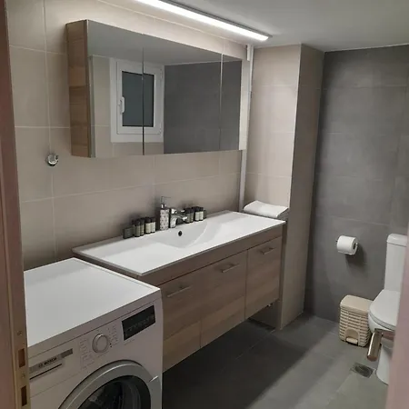 Apartment Coral Apartment-three Bedroom With Balcony And Sea View Athens