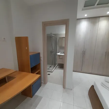 Coral Apartment-three Bedroom With Balcony And Sea View *