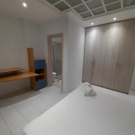 Coral Apartment-three Bedroom With Balcony And Sea View Athens