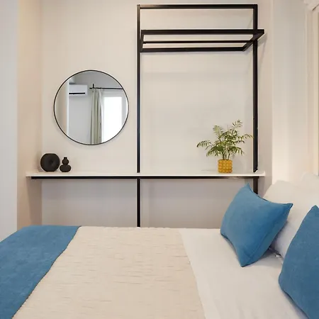 Athenian Sensations And In The Heart Of Apartment