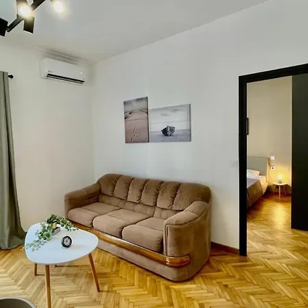 Stylish Spacious At The Centre Of Monastiraki Athènes