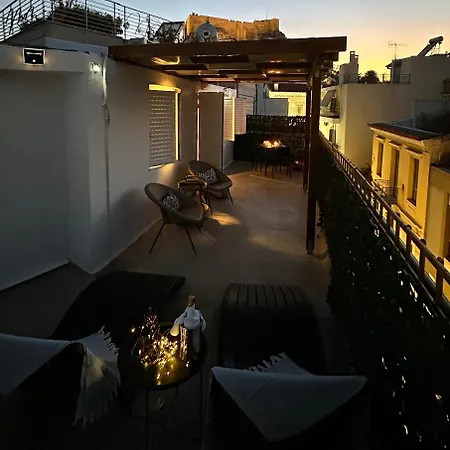 House In Plaka Apartment