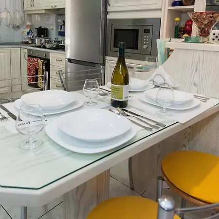 Apartament Chrisoupoli Cheerful 2 Bd With Balcony Atena