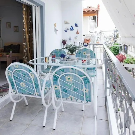 Apartament Chrisoupoli Cheerful 2 Bd With Balcony