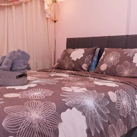 Apartament Chrisoupoli Cheerful 2 Bd With Balcony
