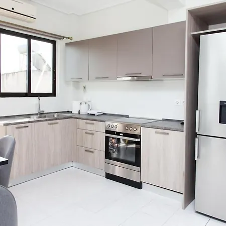 Apartment Modern In Heart Of Paleo Faliro!