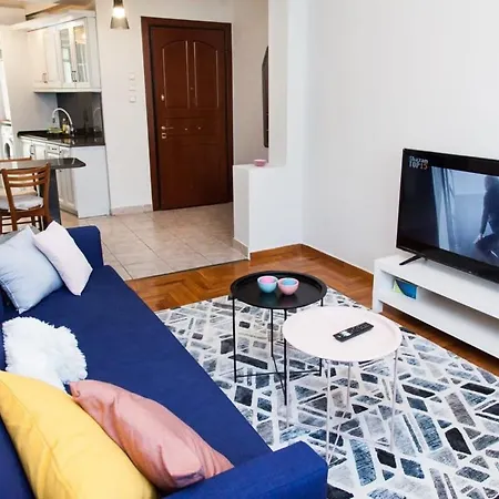Apartment Cosy 2 Bd Apt Near Metaxourgio Area *