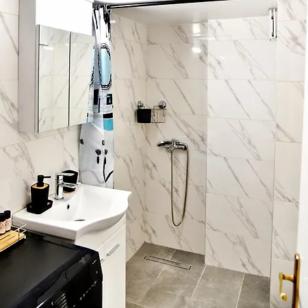 Kipseli New Modern & Cozy 65tv Netflix Athens