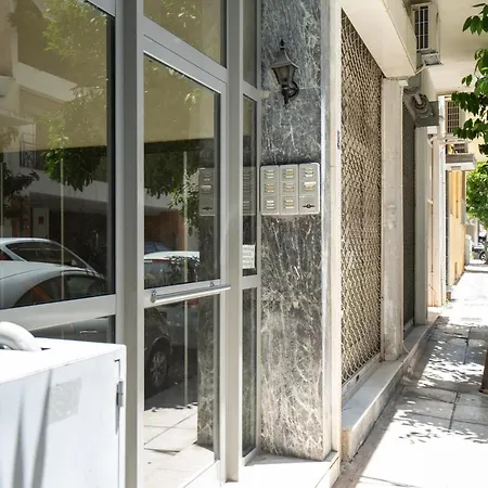 Liv - Sunny Penthouse Near Acropolis *