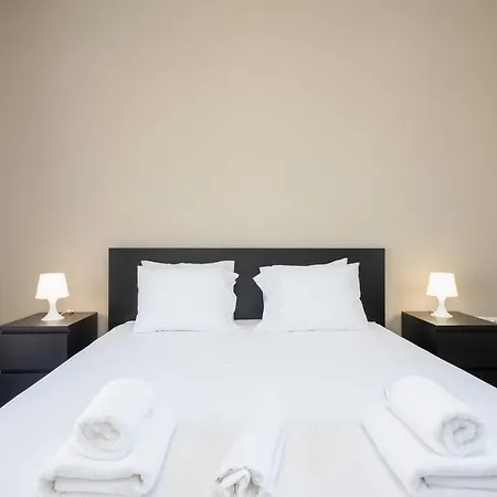 Liv - Sunny Penthouse Near Acropolis Apartment