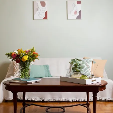 Hospes - Chic Retro Retreat In The Heart Of Athens