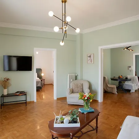 Hospes - Chic Retro Retreat In The Heart Of * Athens