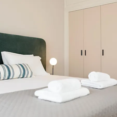 Apartment Hospes - Chic Retro Retreat In The Heart Of Athens