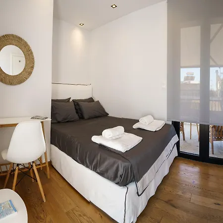 Koukouvagia Penthouse In