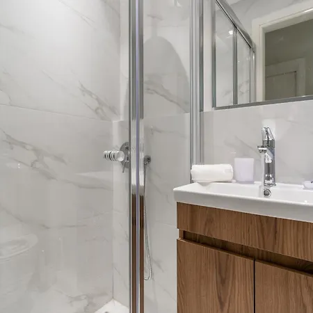 Voula Riviera Luxury
