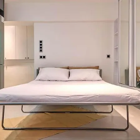 Apartment Chic In