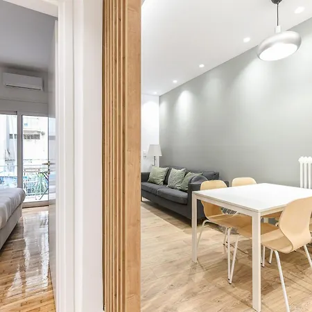 Modern At Exarchia Apartment *