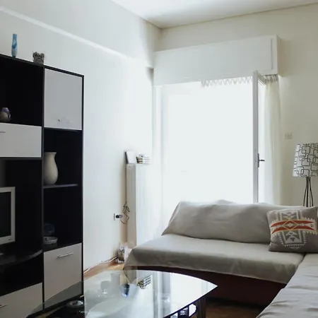 Bright And Spacious 2-bed With Balcony * Athens