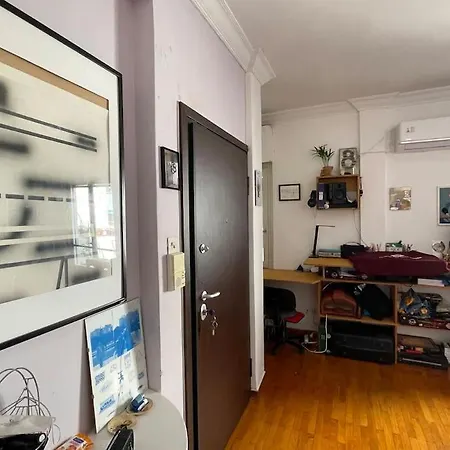 Private Flat With 2 Sunny Balconies & Super King Bed Apartment Athens