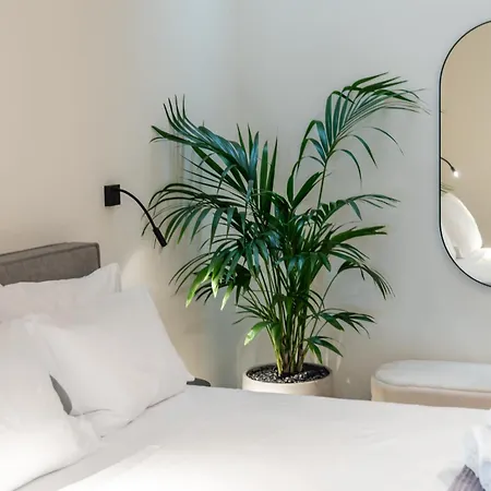 Apartment Urbanlux Boutique *