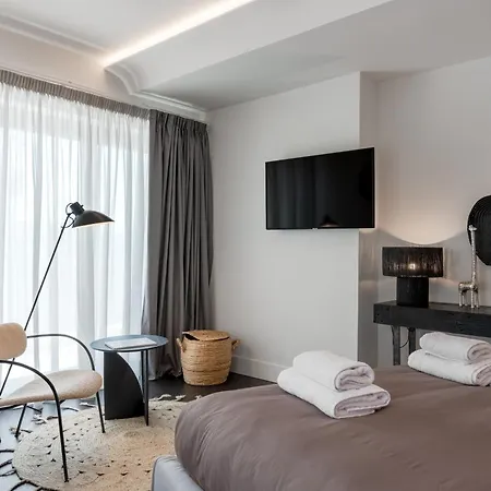 H50 Apartamento Atenas