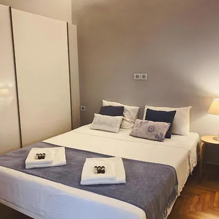 Cozy Newly Renovated 1 Bedroom In The Heart Of * Athens