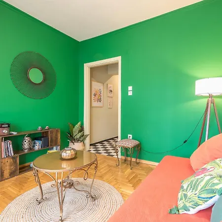 Sunny & Bright Apartment *