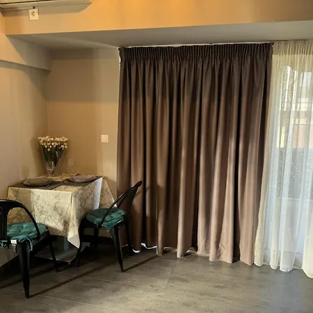 Pellinis Apartman Athén