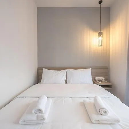 Superior & Spacious Athens