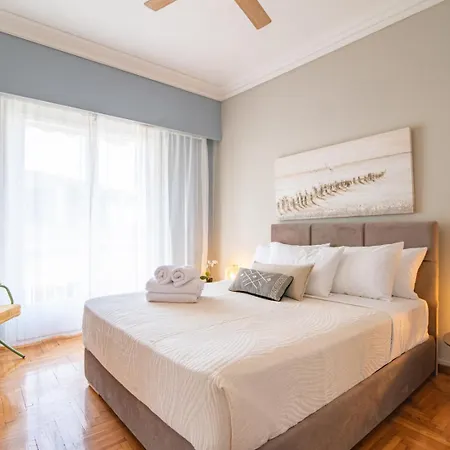 Apartment Plaka Historical Center Retreat