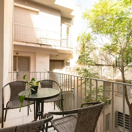 Plaka Historical Center Retreat Apartment