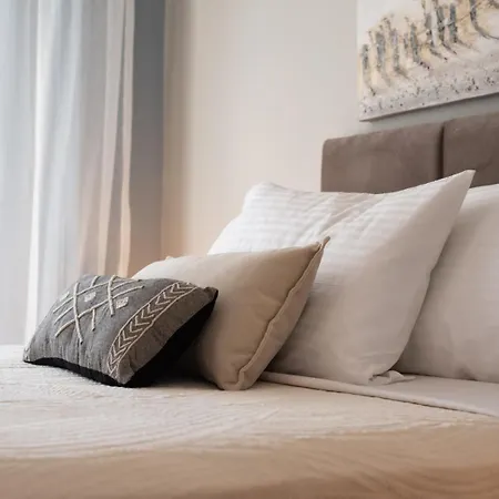 Apartment Plaka Historical Center Retreat Athens
