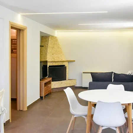 Apartment Stylish In Vouliagmeni