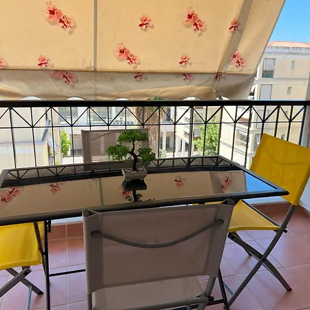 Cozy Near Acropolis Apartment