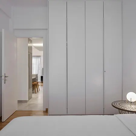 Sissini Spring Pearl 2bd Athens