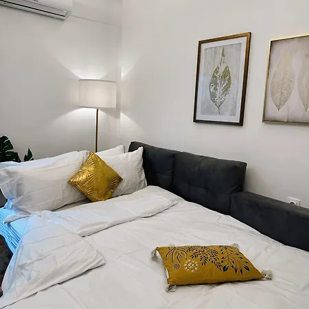 Acropolis Aria Apartment-steps To Metro & Tram * Athens