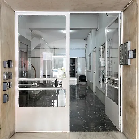 Retreat, Stylish 1-bedroom With Full Amenities Athens