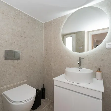 Apartment Retreat, Stylish 1-bedroom With Full Amenities