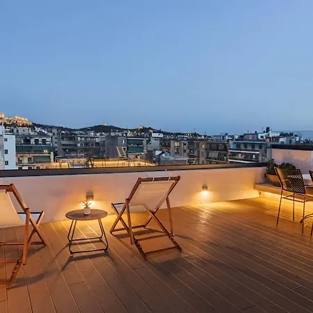 The Meta - Rooftop Access Unique Penthouse Apartment *