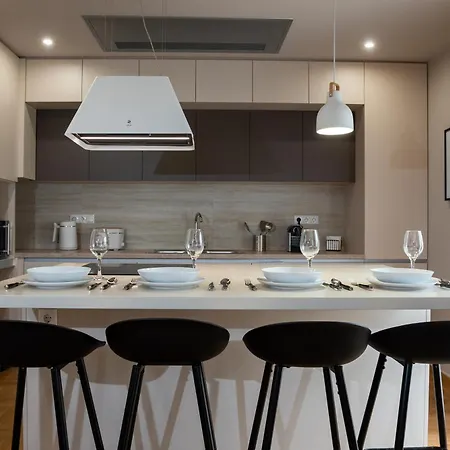 Brand New Three-bedroom In Kolonaki, Peridot - Homes Apartment *