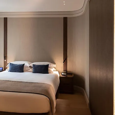 Njv Plaza Hotell