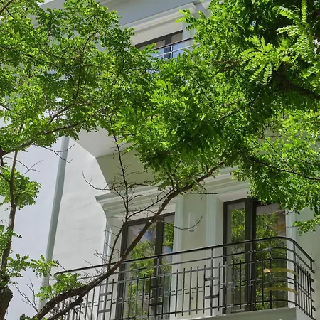 Aparthotel Astikon House 4*
